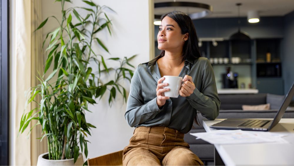 Zit je te veel? Om deze reden kan koffie de ongezonde effecten daarvan tegengaan