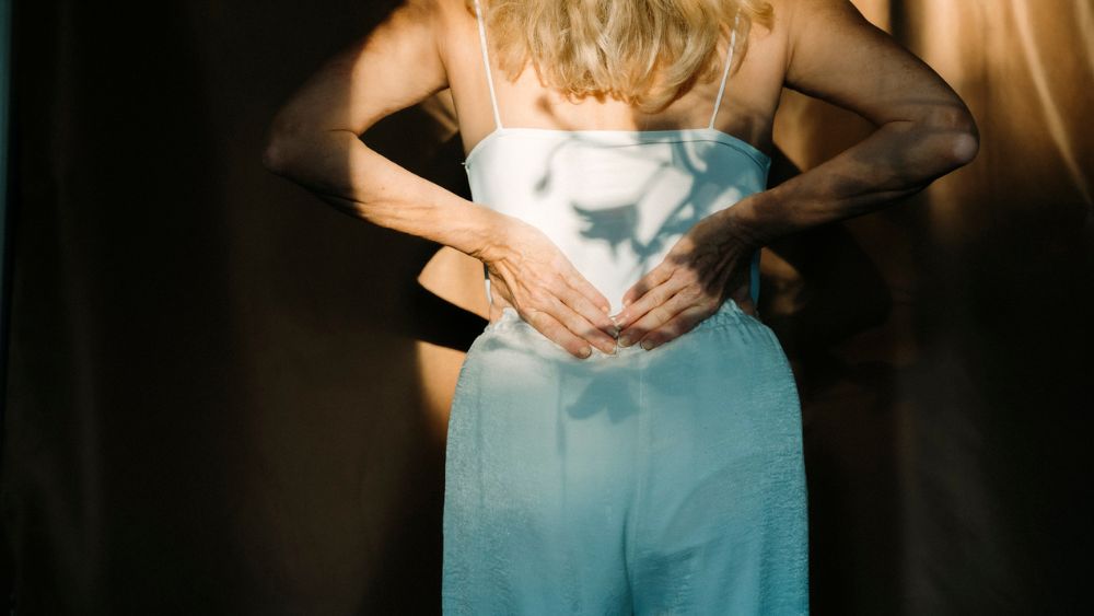 Scherpe pijn in je billen tijdens je menstruatie? Dit wil je weten over proctalgia fugax