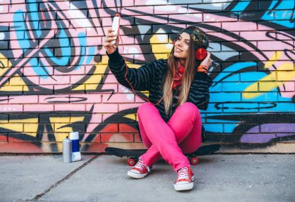 Selfies Bij Graffiti Muur